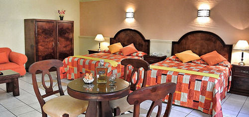 Plaza Jardin Hotel Tequila Bagian luar foto